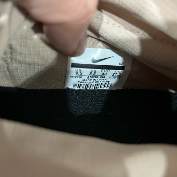 Men’s Nike Fear of God size 9.5 - Picture 4 of 5